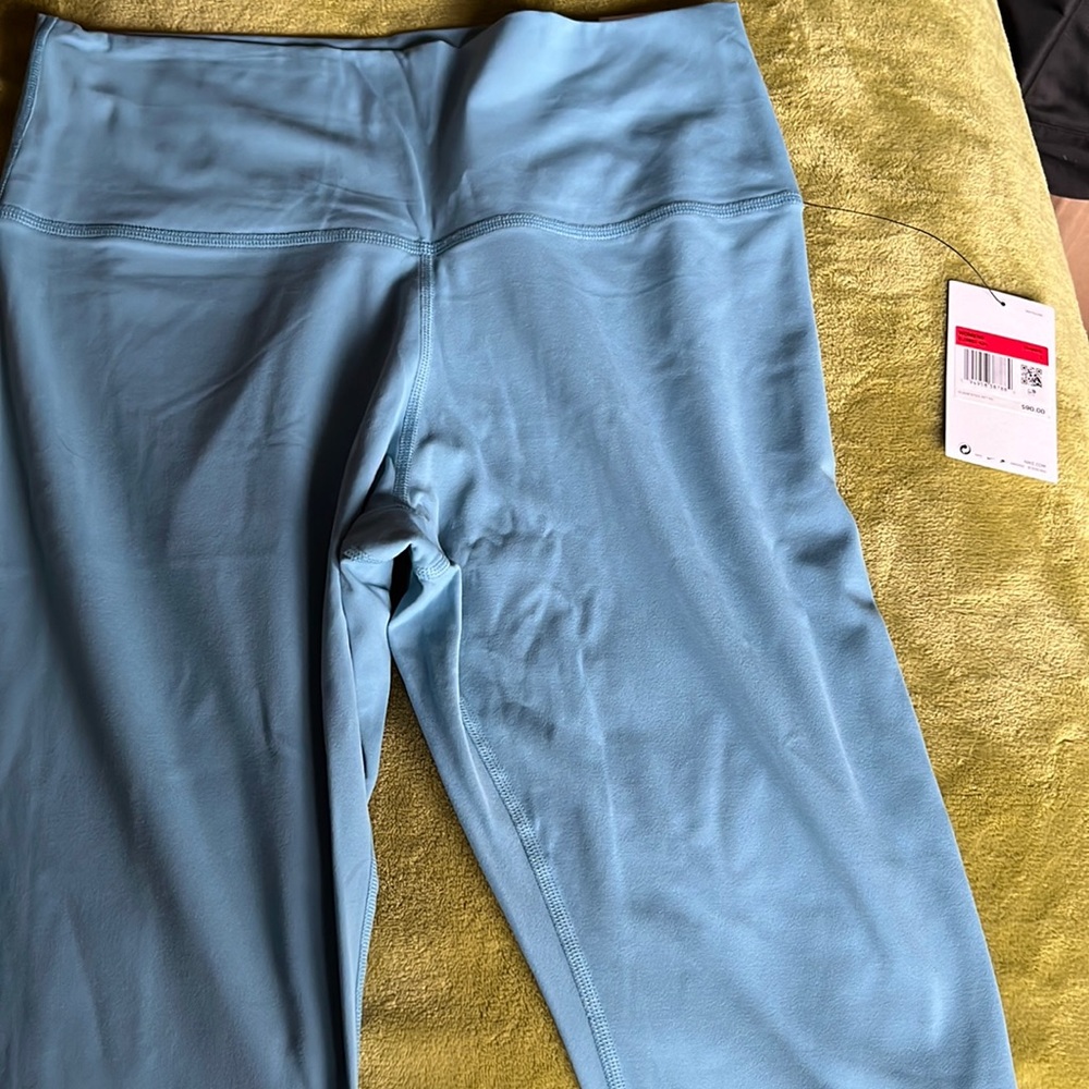 New Nike yoga leggings